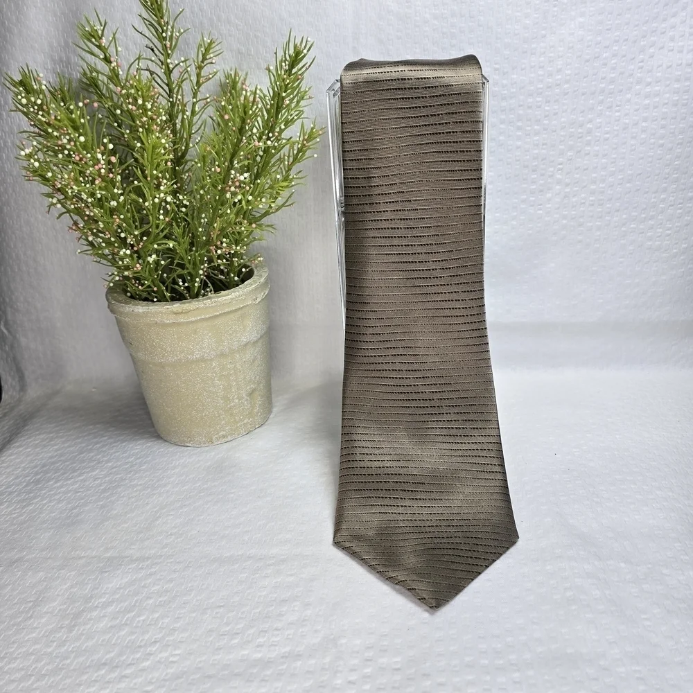 Salvatore Pellegrino 100% Silk Tie Golend Tan With Black Pinstripe EUC